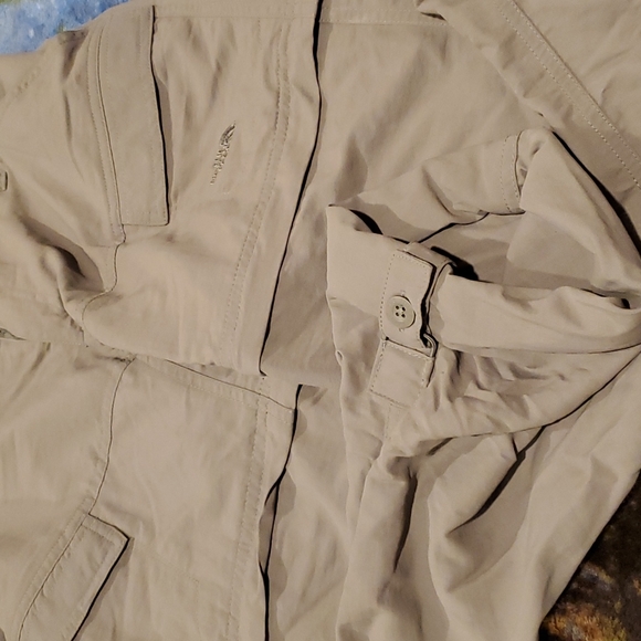 North face convertable outdoor pants - Picture 3 of 4